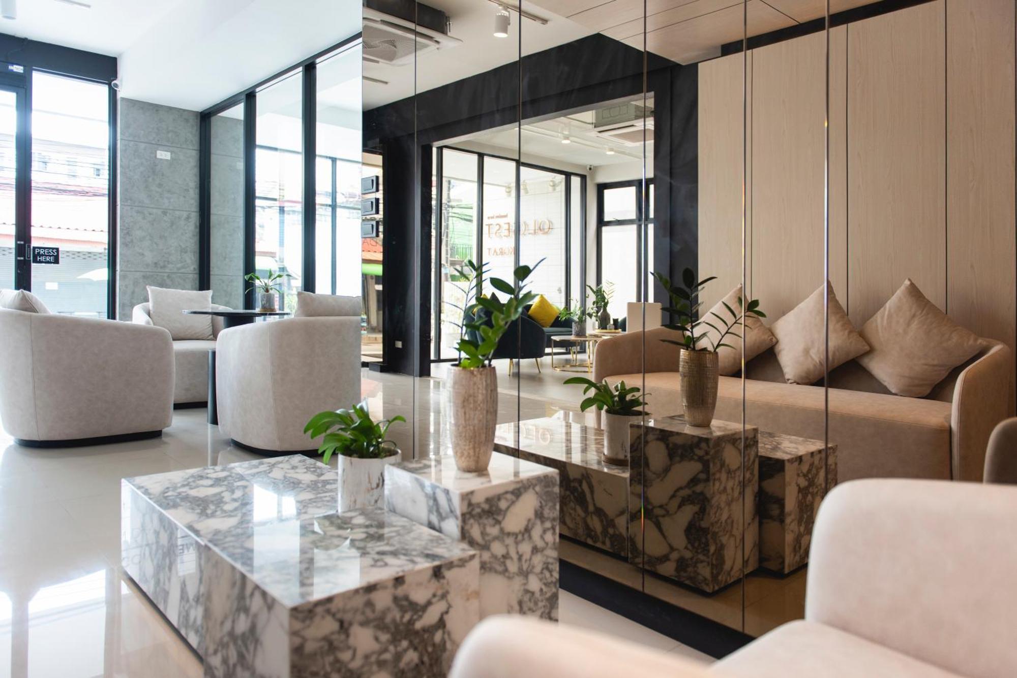 Qlosest Hotel Nakhonratcsaszima Kültér fotó